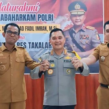 Pj. Bupati Takalar didampingi Sekretaris Daerah Kab. Takalar Menerima Kunjungan Kerja Kabaharkam Polri